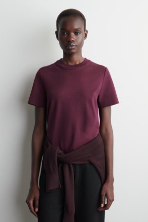 COS Femme T-Shirt Élégant in Rouge