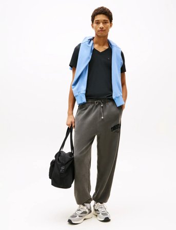 Tommy Jeans Tjm Original Jersey V Neck Tee - Black - XS