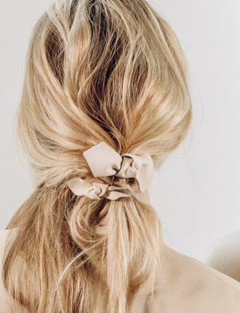 Corinne Leather Bow Big Hair Tie - Cream - ONE SIZE
