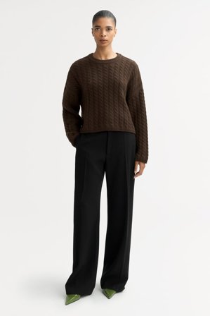 Soft Goat - Cable Knit Crewneck - S - Mocha