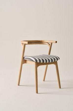 Jotex - Stol Eik/hvit bouclé - TOLLARP - Kjøp Spisestoler & kjøkkenstoler hos Jotex