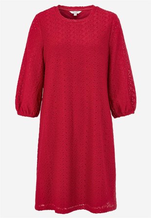 Cellbes of Sweden - Hulmønstret kjole i rød til damer i størrelse 38/40