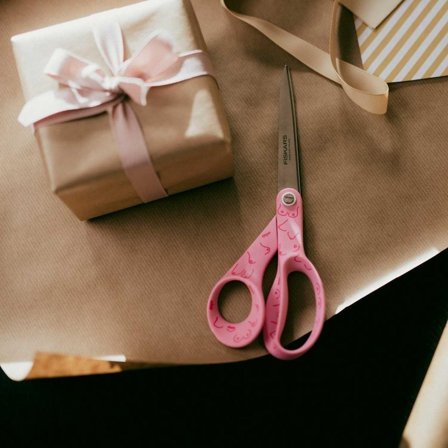 Fiskars Rosa Sløyfe Universalsaks 21cm