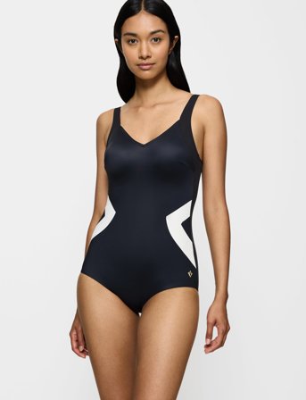 Triumph Summer Allure Op - Black - D x 44