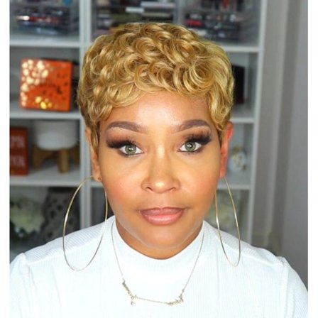 Nya peruker Europeiska och amerikanska peruker Dam kort hår handgjorda