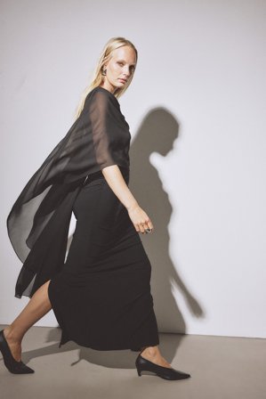 NA-KD Chiffon-Cape-Kleid - Weihnachtskleider - Schwarz - XS (EU 32)