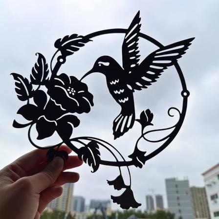 Pyöreä Metalli Kolibri Silhuetti Seinäkoriste, Metalliseinä