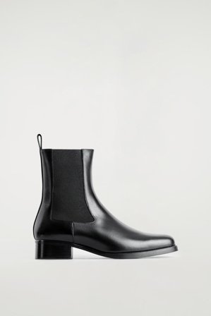 COS Women's Leather Chelsea Boots in Black