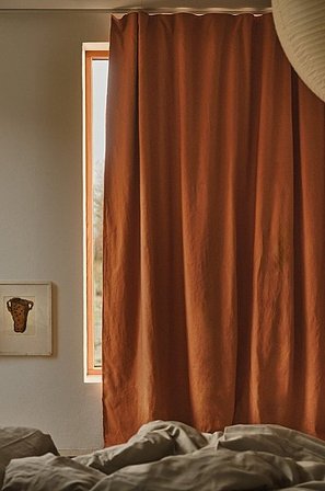 Jotex - Mørklægningsgardin Hør 1 Længde Ekstra Bred Bränd orange - MELANIE - Køb Mørklægningsgardiner hos Jotex