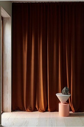 Jotex - Skræddersyet Fløjlsgardin Rustbrun - DEMI - Køb Gardiner hos Jotex