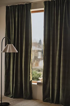 Jotex - Fluwelen Gordijn 2-pak Groen Groen - SAMANTHA - Koop Fluwelen gordijnen bij Jotex