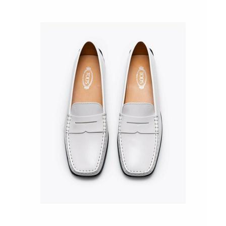 Tod's - Loafers - Vit - Dam - Storlek: 40 1/2 Eu, Dam, Storlek: 40 1/2 EU