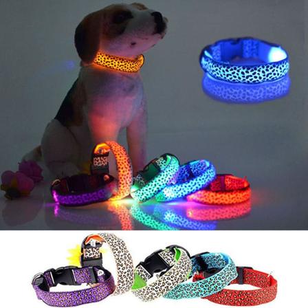 2 LED-valopantaa lemmikkikoirille, leopardikuvioiset vilkkuvat pentupannat, yöturvallisuusvalo, säädettävä kaulakoru (S, sininen)