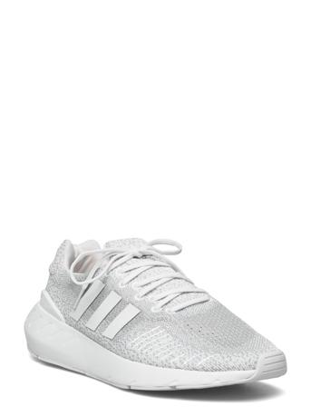 Swift Run 22 Shoes Matalavartiset Sneakerit Tennarit Valkoinen Adidas Originals