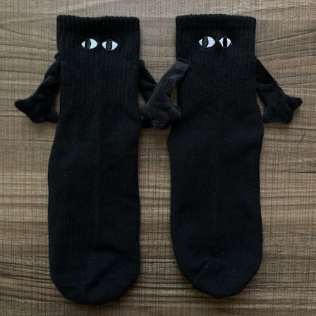 Magnetic TrendSock Couples Hold Hands Socks Roliga Mid tube Socks