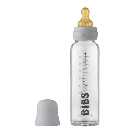 BIBS Baby Glass Bottle Complete Set Latex Cloud 225 ml, Børn & Forældre, Sutteflasker & Tilbehør, Sutteflasker