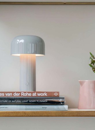 Bellhop Battery oppladbar bordlampe - grå