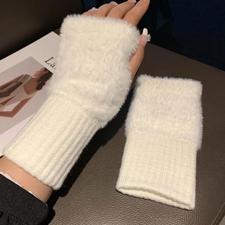 2023 Winter Fashion Imitation Mink Plush Fingerless Gloves Women Soft Warm Fluffy Half Finger Mittens Cute Knitted Work Gloves