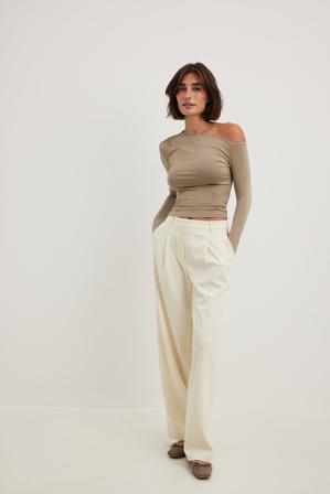 NA-KD Haut jersey épaules dénudées - Crop tops - Beige - Small