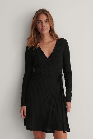NA-KD - Resirkulert ribbestrikket kjole - Jerseykjoler - Svart - X-Small
