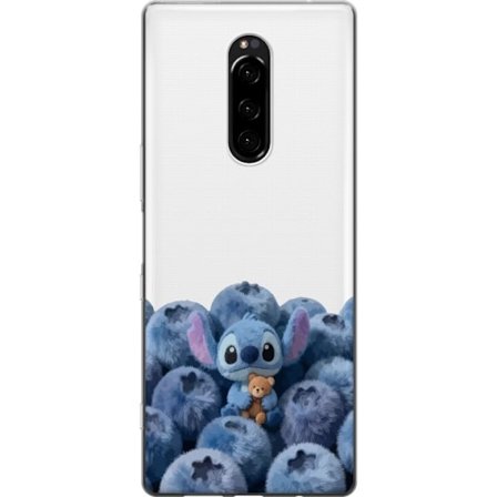 Kompatibelt Mobilskal till Sony Sony Xperia 1 Söt blå karaktär bland blåbär med nalle i mjuk och lekfull illustration