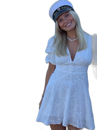 Adoore student klänning vit med prislapp