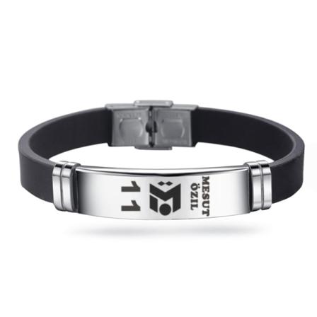 Soccer Club Sport Silikone Armbånd Rustfrit Stål Justerbart Armbånd*2- Perfet Mesut Ozil