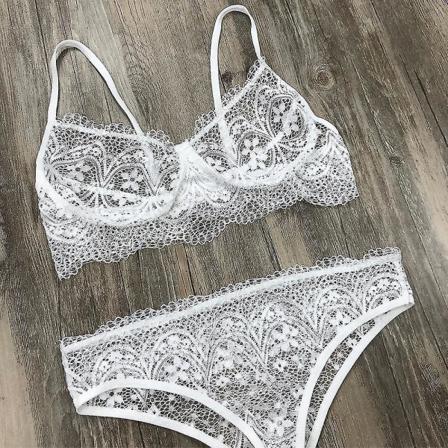 Dame Sheer Sexy Undertøy Blonde Undertøy BH Thongs Sett M