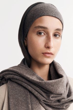 Soft Goat - Knitted Scarf - Kashmirscarf - One Size - Wood