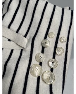 Nappi Valkoinen/kulta-15 mm