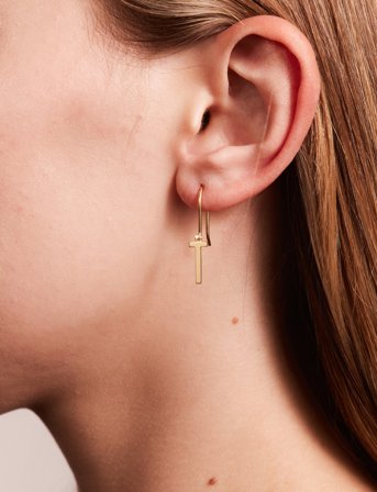 Design Letters Initial Ear Hanger (A-Z) - Gold - ONE SIZE 2