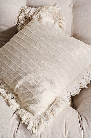 Jotex - Kussenhoes Met Gefranjerde Uiteinde 50x50 Cm Beige Beige - FRANCIS - Koop Sierkussens & hoezen bij Jotex