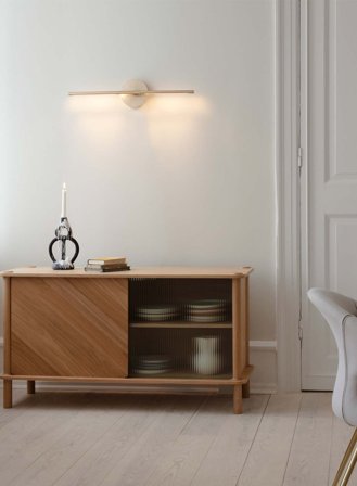 Omni vegglampe - messing