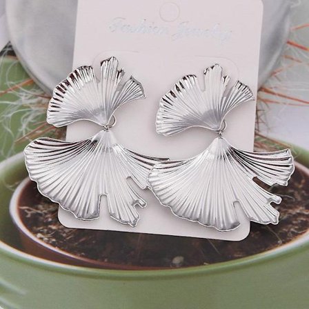 Boheme geometriske guldfarvede ginkgo-bladformede dråbeformede øreringe, velegnede til kvinder, unikke øreringe, smykketilbehør, fulde af sjov.