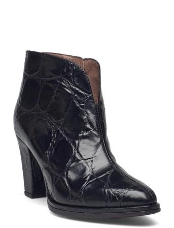 M-4411 Black Wonders