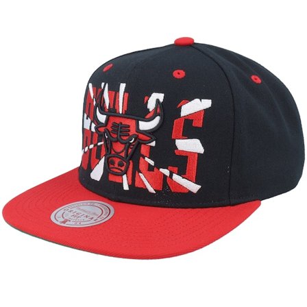 Mitchell & Ness - Chicago Bulls Shattered Black/Red Snapback Snapback Black Cap - NBA @ Hatstore