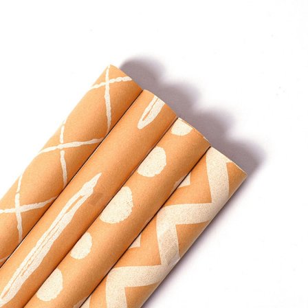 Klassisk prikket gaveindpakningspapir, stor rulle gavepapir til Valentin