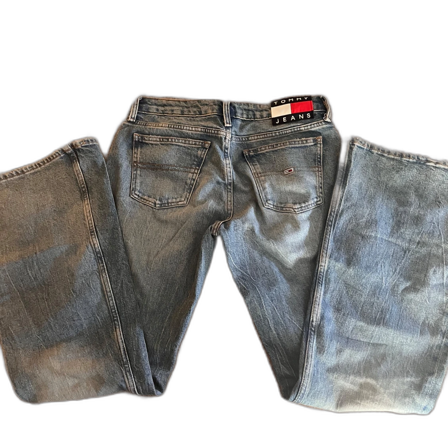 Låga jeans från Tommy Hilfiger