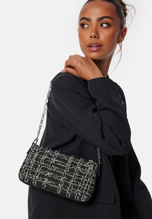 Michael Michael Kors - MD Chain Pouchette - Black - Accessoarer - - Bubbleroom