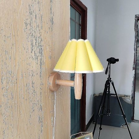 Träfot Kök Sovrum Arbetsrum Vägglampa med tyg kronblad Lampskärm E27 nattlampa (beige)
