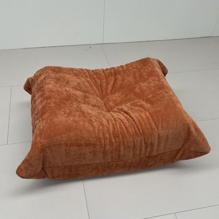 Ergonomisk fotkudde i Togo-stil – Orange – Golvkudde i skum med hög densitet för avkoppling