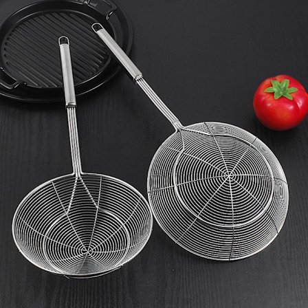 2-pack rostfritt stål spindel sil sked med långt handtag för stekning nudlar dumplings pasta matlagning köksredskap sil slev