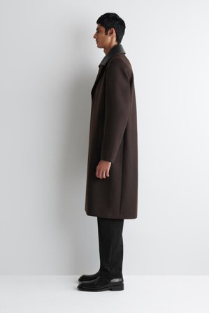 COS Długi Płaszcz Z Wełną I Skórzanym Kołnierzem in Brązowy