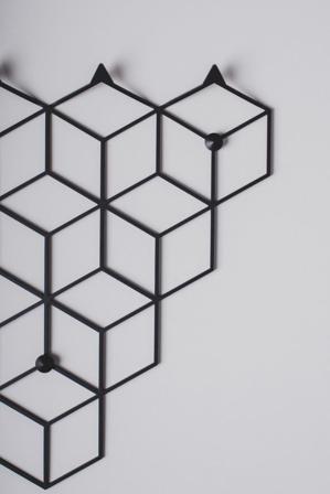 Polyhedra Knagg Stiga Sort 37x35cm