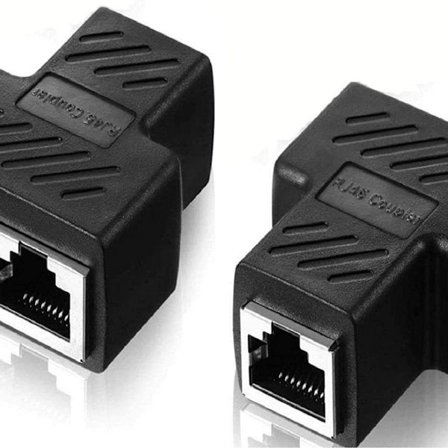 RJ45 Ethernet -jakajan liitinsovitin, yhteensopiva