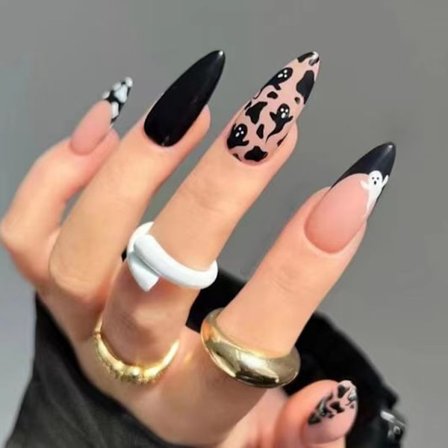 24 kpl Manteli tekokynnet Halloween-sarja ranskalainen