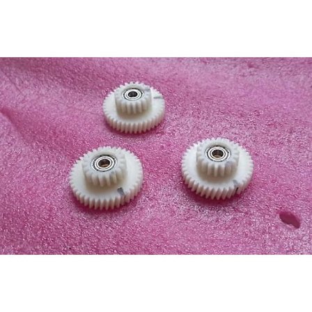 AKM Motor 95RX Nylongear Reservedel Aikema 3 stk. 18 40 Tænder Antal Spiralformet Intern Med Låsering| |