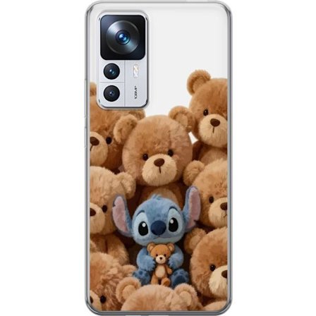 Kompatibel Mobilcover til Xiaomi Xiaomi 12T Sød og sikker illustration med Stitch omgivet af bamser, der skaber en varm og legende følelse for børn