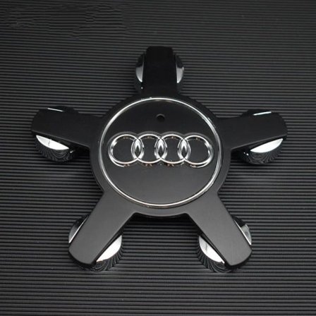 Passar till Audi 134mm femklor täckhjulnavlogotyp A6 A4L-Audi 5-klor konvex sub-svart (fyra pack)