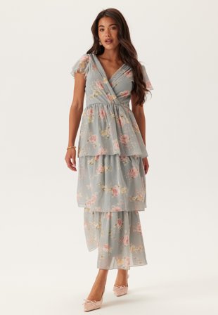 Bubbleroom Occasion - Butterfly Sleeve Flounce Dress - Dusty green/Floral - Kläder